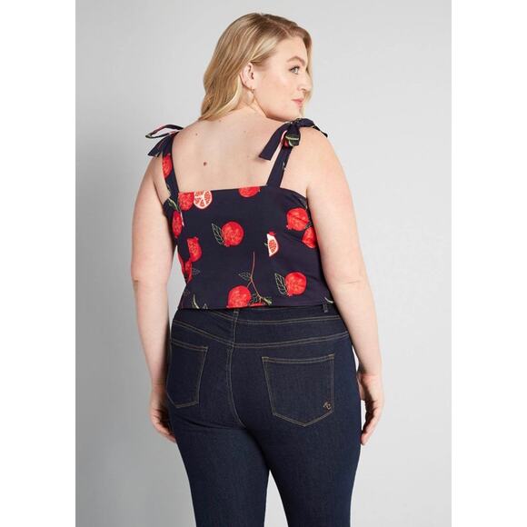 NWT ModCloth x Collectif Peace, Love, and Pomegranates Navy Blue Tank Top size 6 - Picture 3 of 12